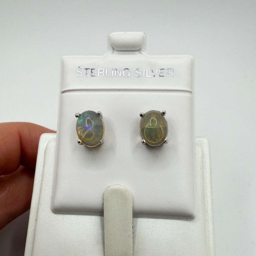 NWT 6x8mm Ethiopian Opal oval Cabochon stud earrings in sterling silver!